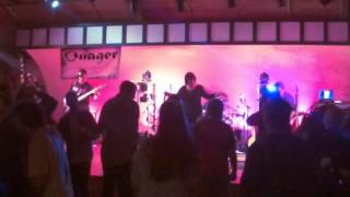 ONAGER performing Paradise City by Guns n Roses at The Zoo Bar [upl. by Pegeen]