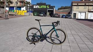 Cannondale SuperSix EVO HiMOD Disc Ultegra Di2 [upl. by Cranston619]