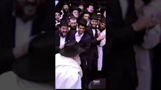 GUT YOM TOV [upl. by Dermott371]