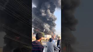 Peshawar Karkhano Market Fire Today at tissue Paper Factory karkhaomarket shortsfeed shorts reel [upl. by Anoed]