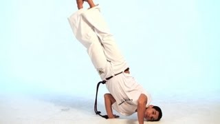 How to Do the Queda de Rins  Capoeira [upl. by Ebsen]