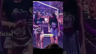 Jenlisa sweet moments 🙂 jennie lisa [upl. by Isle624]