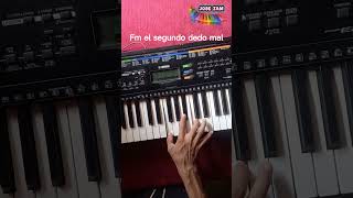 Acordes Mayores y Menores en piano piano pianotutorial musica cover [upl. by Iggy174]