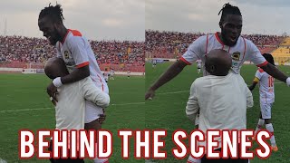 Asante Kotoko vs HeartsBehind the ScenesCelebrationsPitch InvaderFans Sharing CashWild Reaction [upl. by Aihppa430]