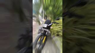 just fun video 📸 twin throttlers family driver 🚅 driving life 🧬 KTM Duke 39t vsns400 [upl. by Llemart137]