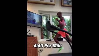 Mo Farah Tempo Run 6 miles [upl. by Ynnattirb]