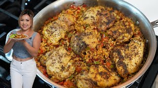 This ARROZ CON POLLO is Everyones Favorite ONEPAN MEAL [upl. by Lothair]