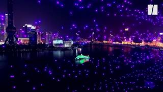 Le spectacle majestueux de ces drones illuminant le ciel de Shanghai [upl. by Ketti]