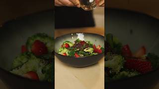 Brokkoli Salat 🥦🍓 rezepte vegan lecker [upl. by Notirb112]