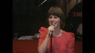 Linda Ronstadt  Just One Look Live [upl. by Gombach]