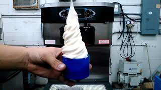 Taylor C713 Soft Serve Ice Cream Machine Single Phase Air Cooled M1053860 [upl. by Ecirtac]