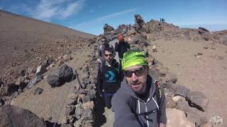 Descenso desde la cima del Teide a pie Tenerife [upl. by Oznecniv]