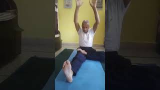 Yoga with Bhuwan ringtone yoga swamiramdev yogateacher [upl. by Trefler]