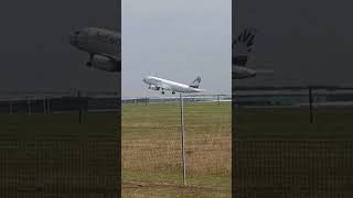 Sun Express Airbus A320 departing London Stansted planespotting aviation [upl. by Roxine]