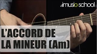 🎸GUITARE DÉBUTANT LES ACCORDS FACILES ET UTILES quotLa mineur Amquot Cours de Paul CESARI imusicschool [upl. by Yttocs882]