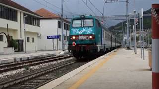 Arrivo a Fabriano del Treno Regionale Veloce 2322 di Trenitalia  15052017 [upl. by Hedwiga655]