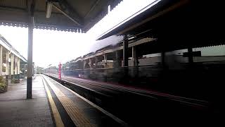 The HST train coming through Chippenham Station [upl. by Millhon738]