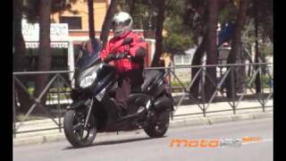 Prueba YAMAHA XMax y ABSwmv [upl. by Apur]