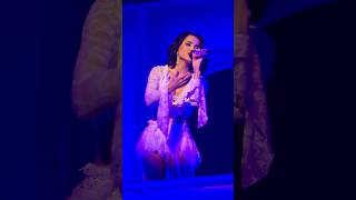 Becky G ❤️ quotCRIES IN SPANISHquot ❤️ Otro Capitulo Tour en San Antonio TX BeckyG [upl. by Bethany]