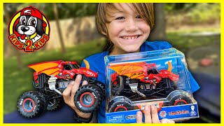 Monster Jam Toy Trucks  Dragonoid amp Mohawk Warriors MAGIC SWING ADVENTURE 124 Truck GIVEAWAY [upl. by Curry]