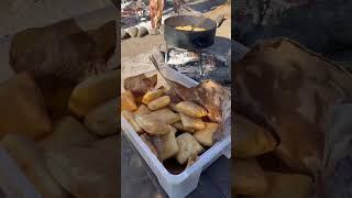 Estabamos comiendo asado asadoargentino elbolson patagonia refugio humor [upl. by Aser]