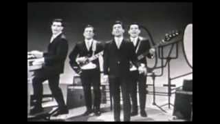 Sherry Baby 1962 Frankie Valli Four Seasons Remix RetroDanGMail [upl. by Cavil]