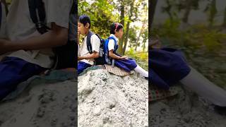 Ai bandhu ai dujon school te jai🥰🤫😲smritiranivlogs shorts video youtubeshorts [upl. by Rediah679]