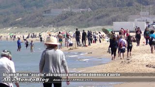 Alcamo Marina quotassaltoquot alla spiaggia nella prima domenica daprile [upl. by Drummond423]