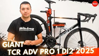 Presentación  Giant TCR Advanced Pro 1 Di2 2025 [upl. by Runck]