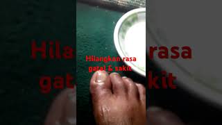 Atasi rasa gatal dan sakit pada samping kuku jempol kaki [upl. by Osnofledi440]