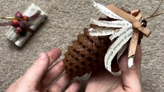 Simple Pinecone Decoration craftfairies [upl. by Bendix]