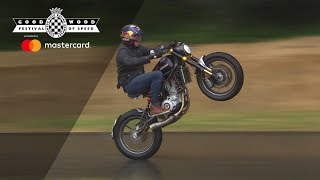 Dougie Lampkin pops wet wheelies debuting CCM Spitfire at FOS [upl. by Jeminah323]