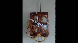 reloj con engranajes de madera [upl. by Marilyn]