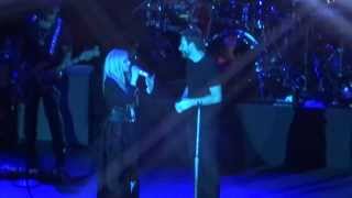 Let Me Go  Avril Lavigne feat Chad Kroeger Avril Lavigne Live in Manila 2014 [upl. by Cahn]