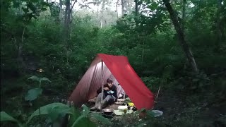 solo camping di guyur hujan deras di hutan belantaracampinghujanderas [upl. by Domonic]