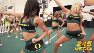 University of Oregon Cheerleader Live Pre Game Performance U of O vs Purdue 2009 [upl. by Hamel234]