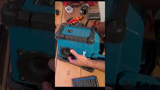 Makita DMR107 Reparatur diy repair makita soldering electronics [upl. by Eedahs]