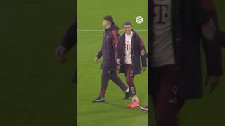 Attention please 😳 shorts fcbayern bundesliga esmuellert ytshorts youtubeshorts 🤩 [upl. by Heigl]