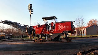 Strassenbau L51 Papenburg Fräse Wirtgen W200i  Road construction L51 Wirtgen W200i [upl. by Pete]