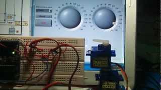 LabVIEW mengendalikan 2 buah motor servo [upl. by Ybbor]