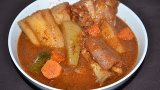 Caldo de patas de cerdo en salsa y vino tinto [upl. by Pinter298]