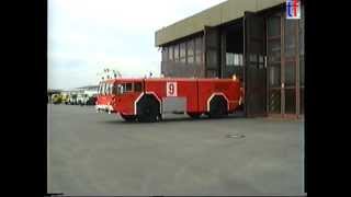 STUTTGART AIRPORT FD  FLUGHAFENFEUERWEHR STUTTGART TroLF 3000 1993 2 [upl. by Assirral]