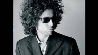 Andrés Calamaro  Soy tuyo [upl. by Enitram]