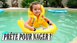 JESSY APPREND A NAGER DANS LA PISCINE [upl. by Icrad]