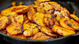 Delicious Pan Fried Potatoes  Easy Skillet Potatoes Recipe [upl. by Cohette]