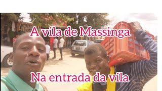 A vila de Massinga homens mulher na Vila batalhando [upl. by Ayotl]