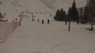 Réactions aux Deux Alpes au lendemain de lavalanche meurtrière [upl. by Iclehc]