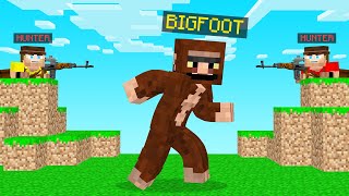 Minecraft Manhunt but with Bigfoot Speedrunner Vs Hunters [upl. by Okajima452]