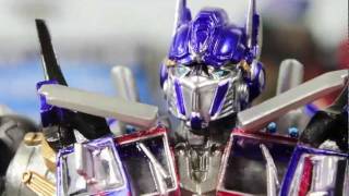 Transformers 3 DOTM Movie SciFi Revoltech Optimus Prime Figure Review [upl. by Krantz608]