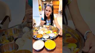 ३५० मध्ये कितीही खा 😧 comedy punefoodies streetfood funny punefoodie streetfoodideas [upl. by Abbotson]